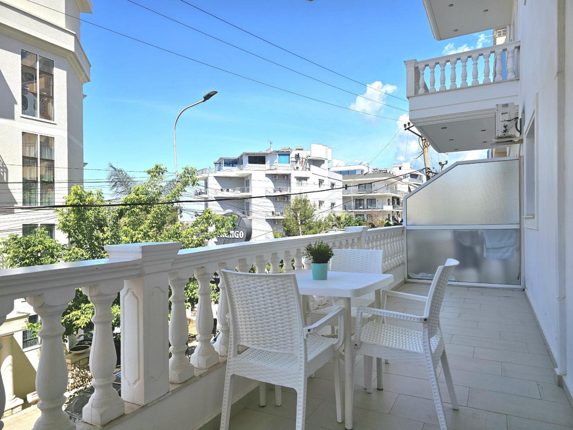 Happy Stay Eri Sarandë Exteriör bild