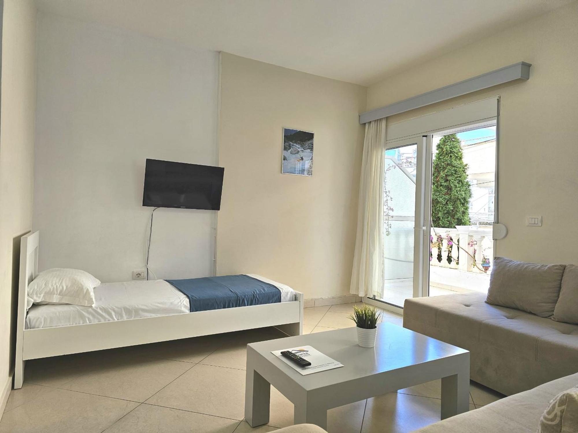 Happy Stay Eri Sarandë Exteriör bild